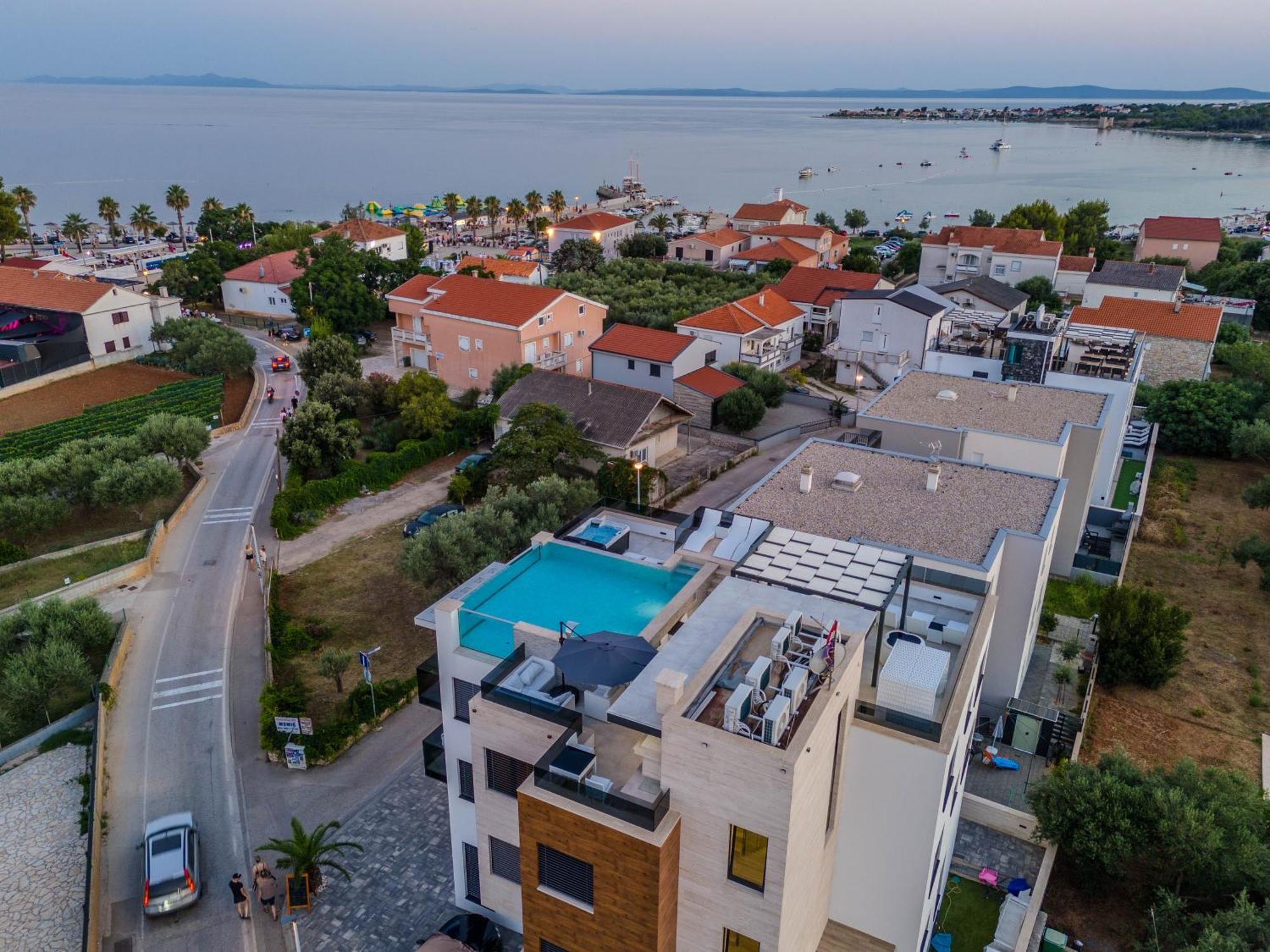 Apartman Grandpalazzo With Rooftop Swimming Pool *