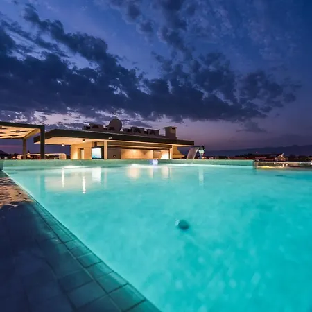 Grandpalazzo Apartments Vir Exterior photo