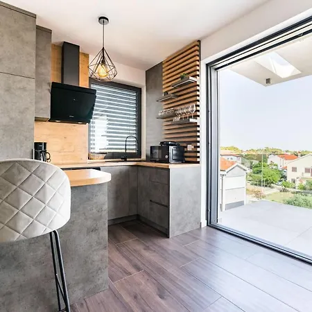 Grandpalazzo Apartments Vir Exterior photo